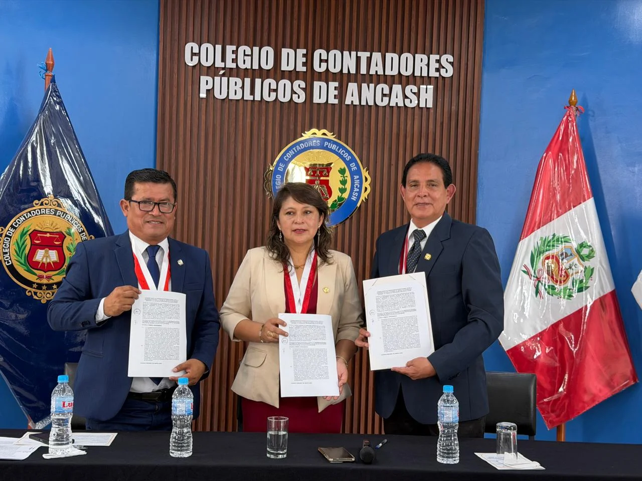 UNADISAM Y el Colegio de Contadores Públicos de Áncash firman histórico convenio – Nota de Prensa, Español – Universidad… UNADISAM Y el Colegio de Contadores Públicos de Áncash firman histórico convenio - Nota de Prensa, Español - Universidad…